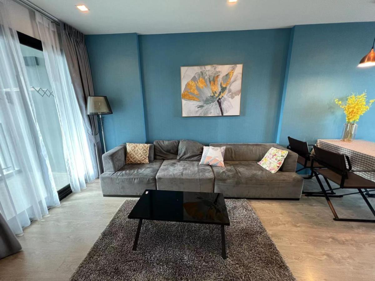 Llx Apartments At The Base Condo Pattaya Exterior foto