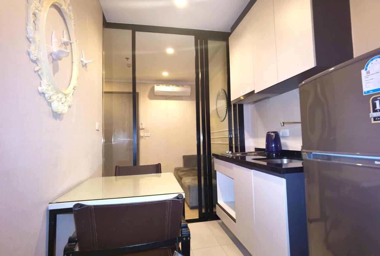 Llx Apartments At The Base Condo Pattaya Exterior foto