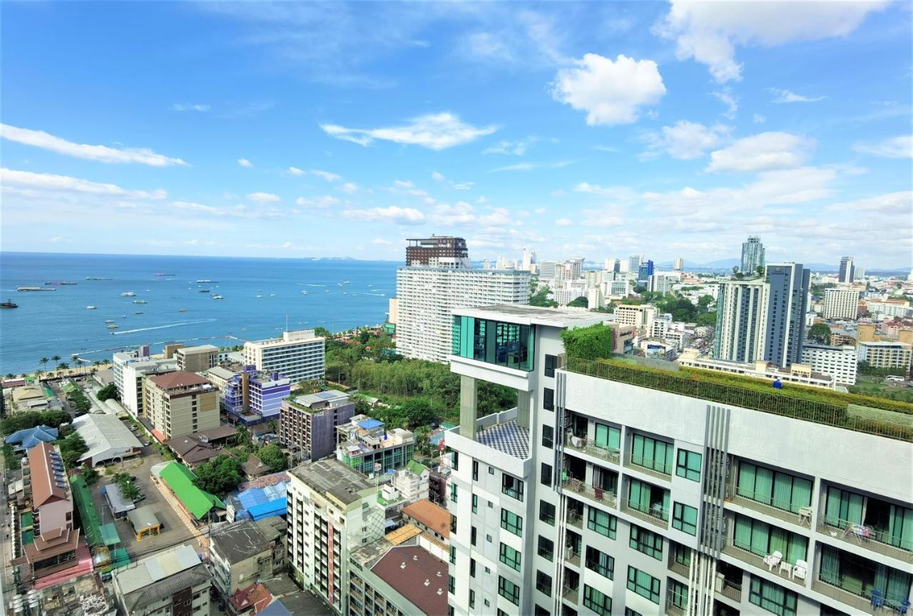 Llx Apartments At The Base Condo Pattaya Exterior foto