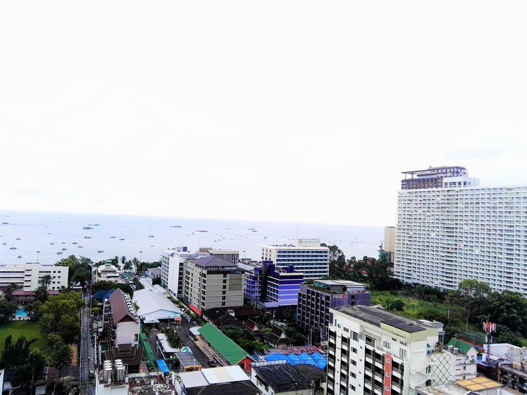 Llx Apartments At The Base Condo Pattaya Exterior foto