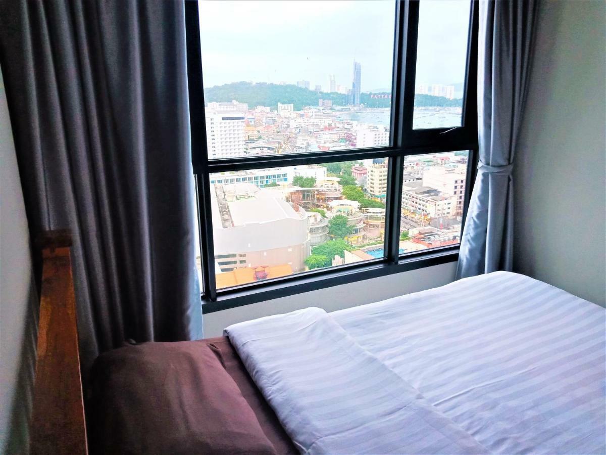 Llx Apartments At The Base Condo Pattaya Exterior foto