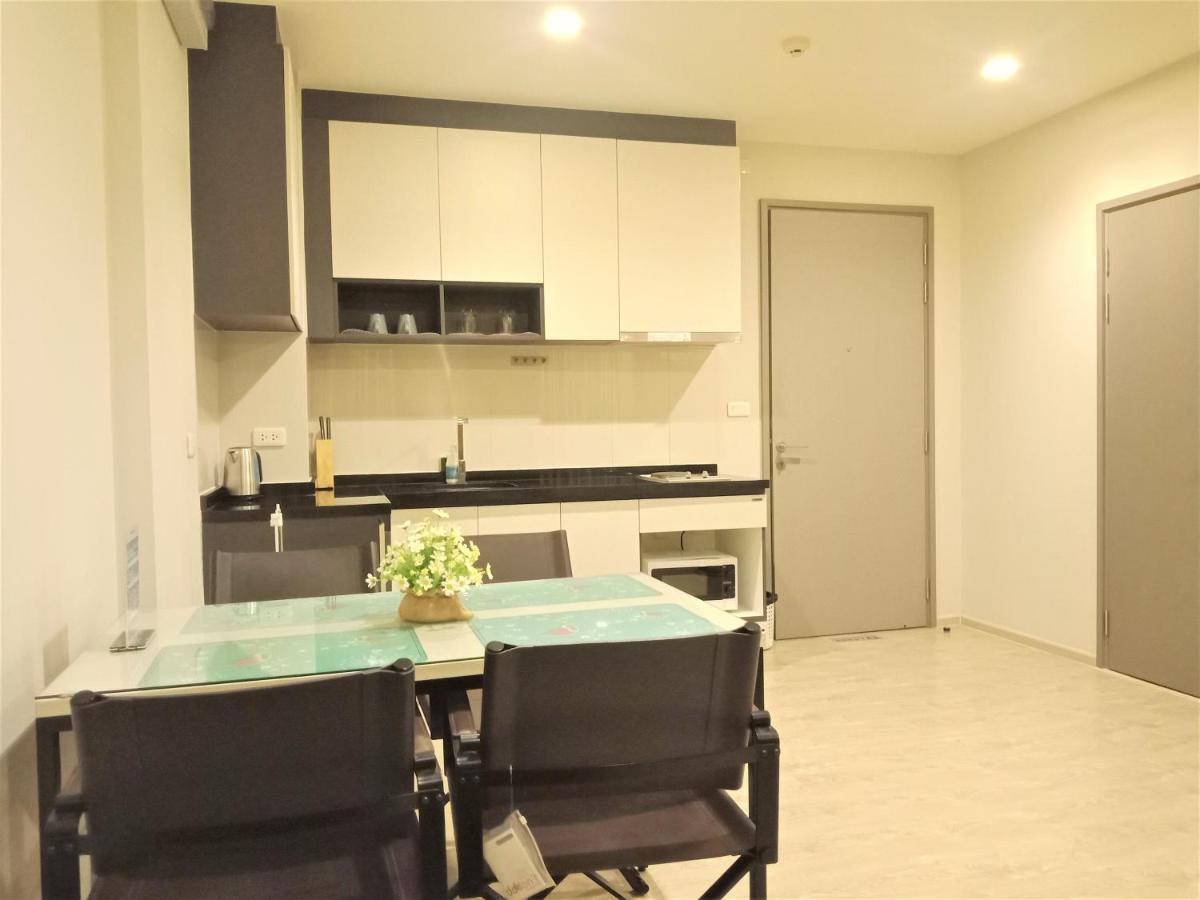 Llx Apartments At The Base Condo Pattaya Exterior foto